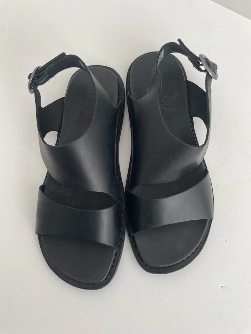 Keen Sofia Leather Sandals Black Size 7.5 Beach Walking Travel - Picture 9 of 12
